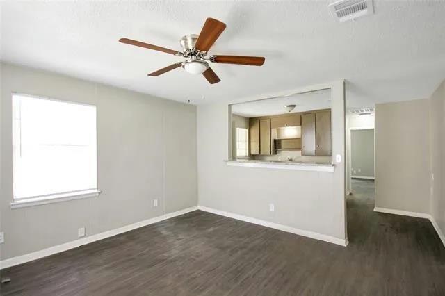 Photo - 3109 Hunter St
