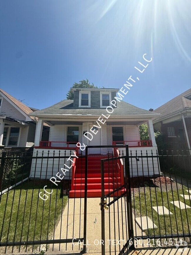 Building Photo - 10225 S Perry Ave Rental