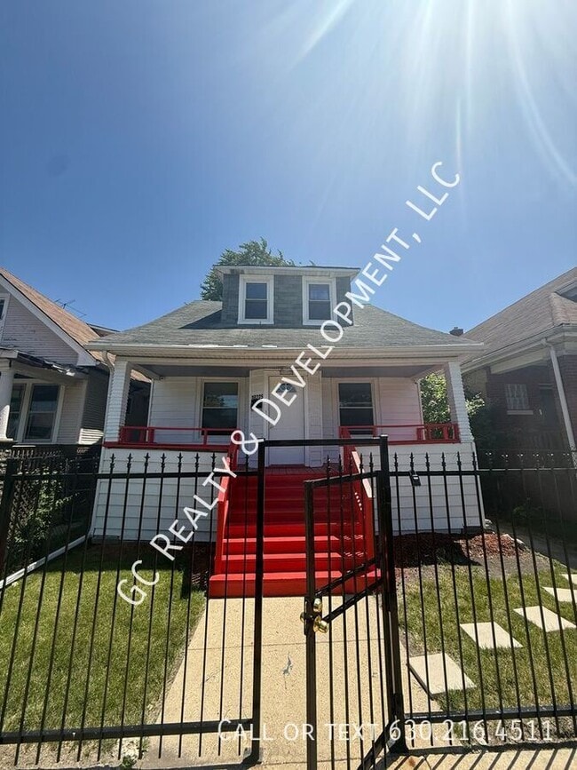 Building Photo - 10225 S Perry Ave Rental