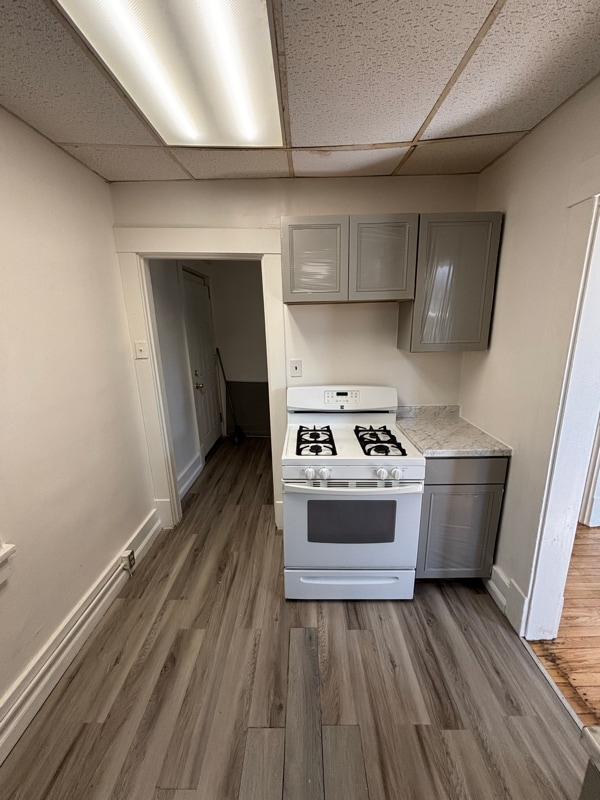 Photo - 702 Airbrake Ave