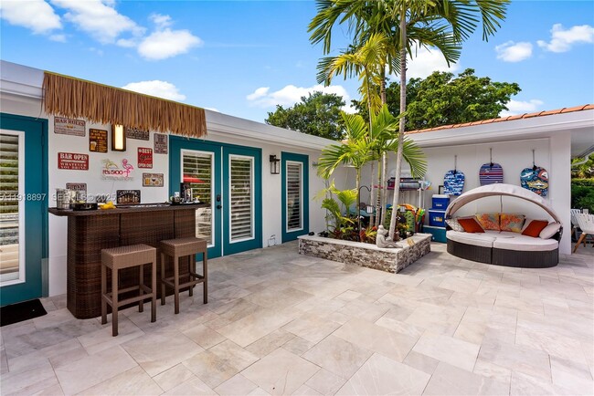 Photo - 2620 NE 15th St