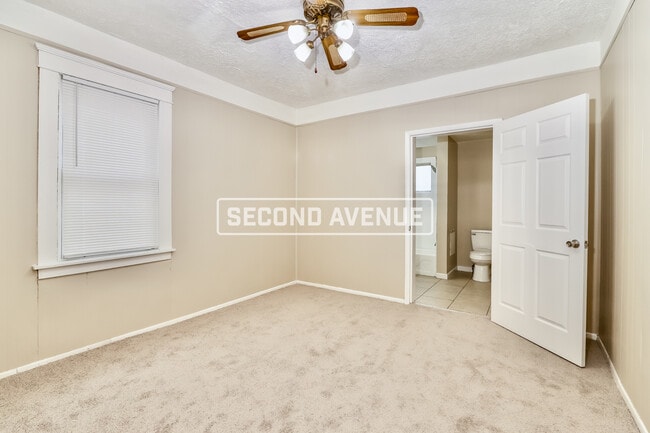 Photo - 833 S 38th St