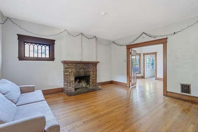 Photo - 129 Victoria Pl Apartamento Unidad 129 Victoria (upstairs)