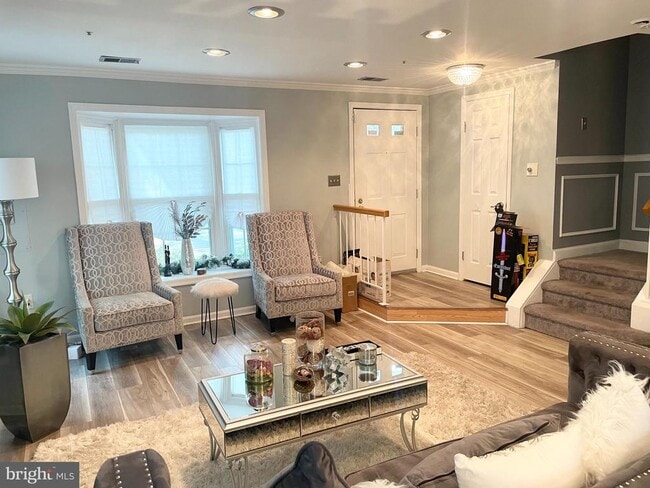 Photo - 15401 Empress Way