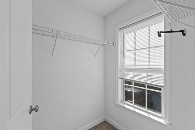 Photo - 1529 Pinebrook Court