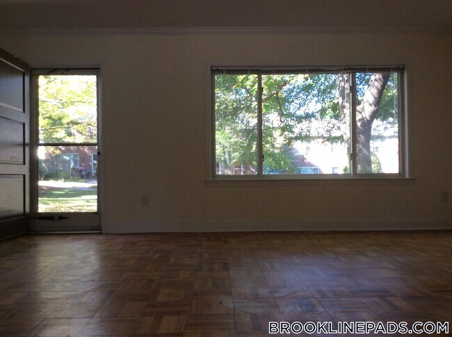 Photo - 117 Independence Dr