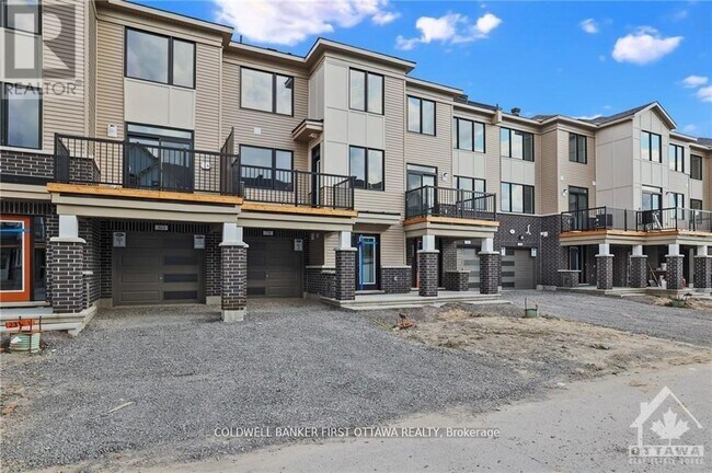 Photo - 78 Ballinora Ln.