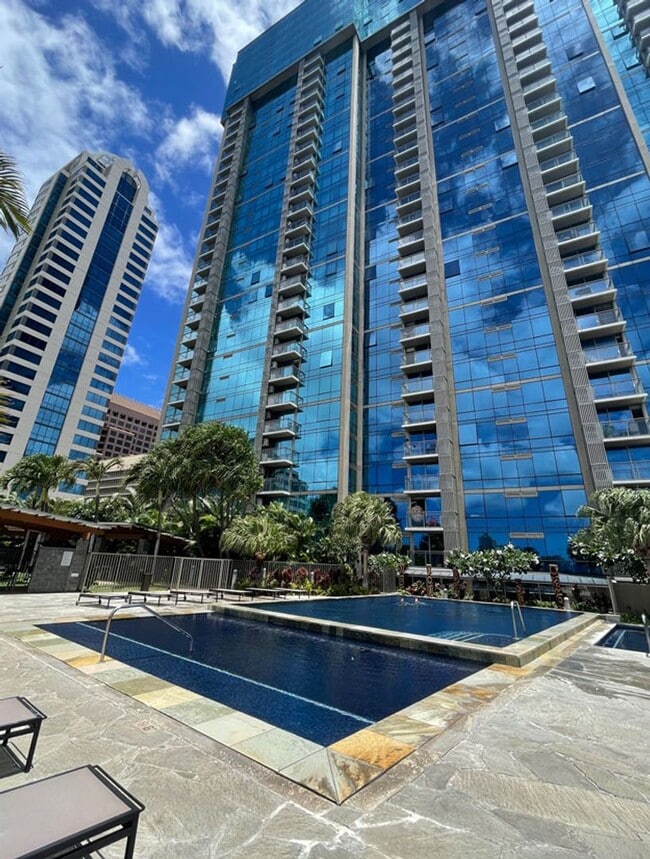 Capitol Place - High Floor! - Capitol Place - High Floor! House