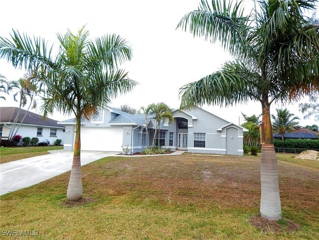 Photo - 424 SW 38th Pl House