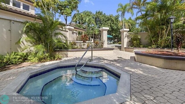 Photo - 4341 W McNab Rd Unidad 10