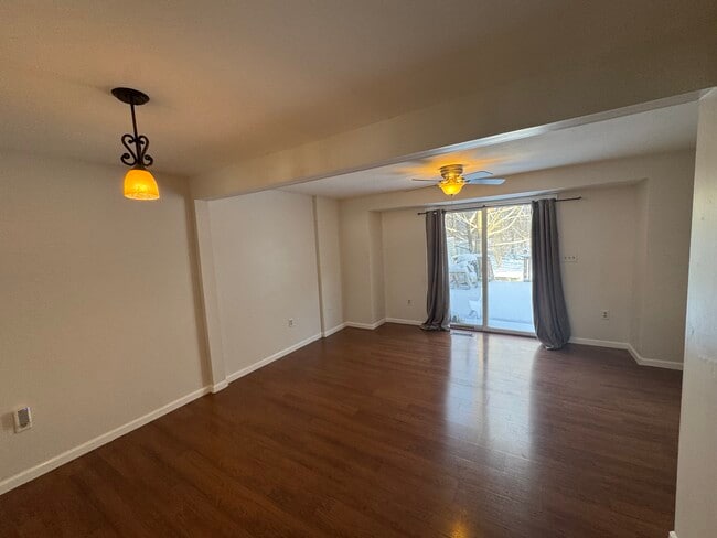 Photo - 4363 Heritage Dr