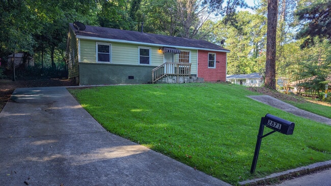 Building Photo - 2871 Marco Dr NW