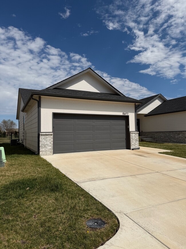 Photo - 15672 E 21st St N