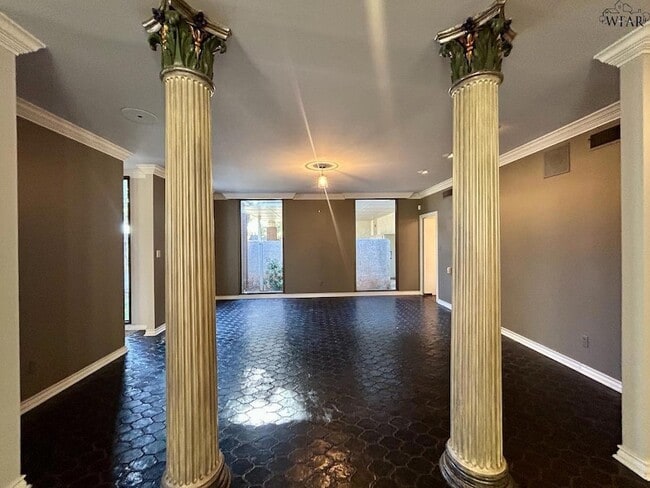 Photo - 7 Newcomb Terrace