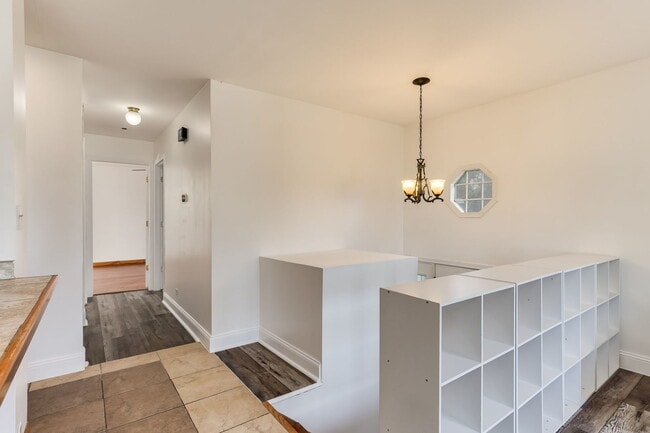 Photo - 214 Far Hills Dr