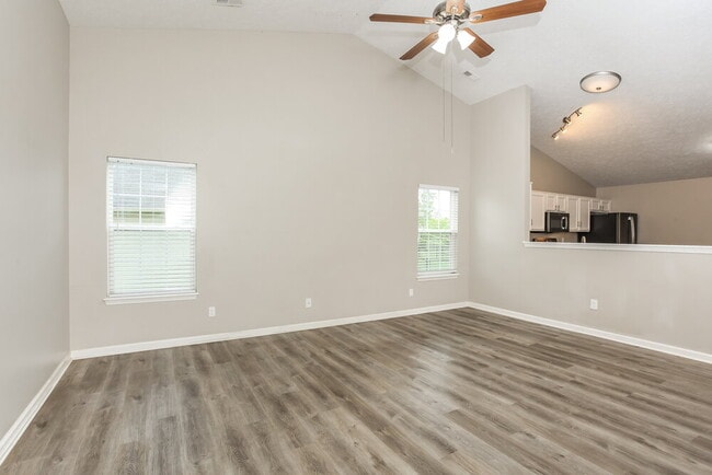 Photo - 5765 Arlington Dr