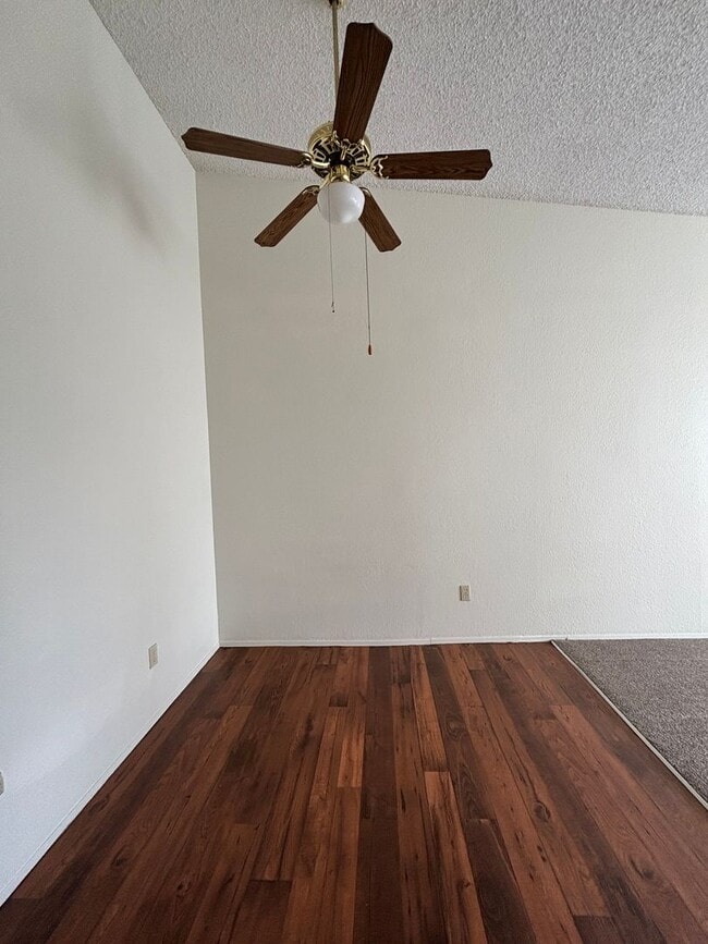 Fallbrook Hills Apartments