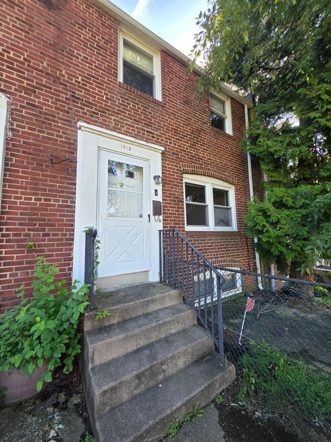 1913 Prospect Rd