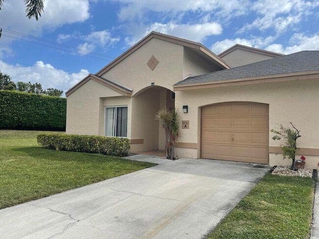Building Photo - 9761 Boca Gardens Cir N Rental