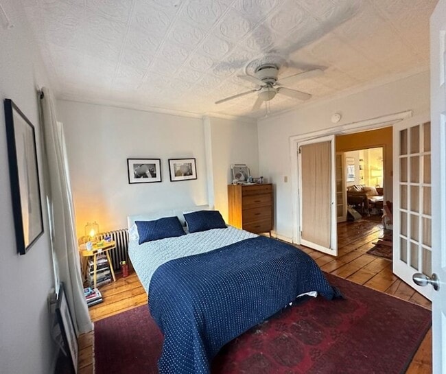 Building Photo - 82 Carroll St Unit 3