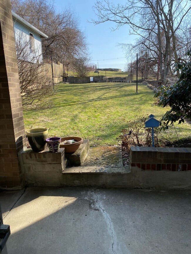 Photo - AVAILABLE November - Spacious 2+ Bedroom H...