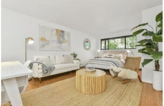 Building Photo - 10 Coffey St Unit 1