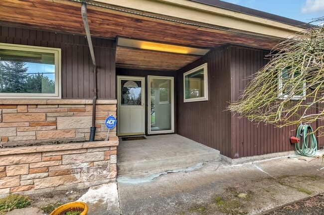 Photo - Looking for a Dream Garage attached to a Rambler?