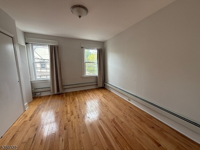 Photo - 137 Valley Rd Unit 2