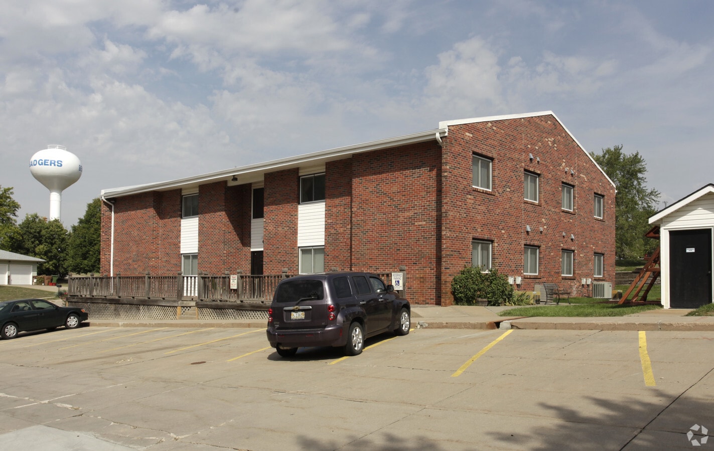 Photo - Ben Apartments