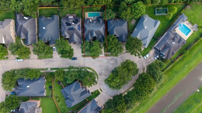 Photo - 21327 Pennshore Ln