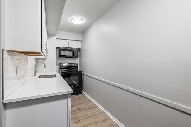 Photo - 558 Riverview Dr Unidad D