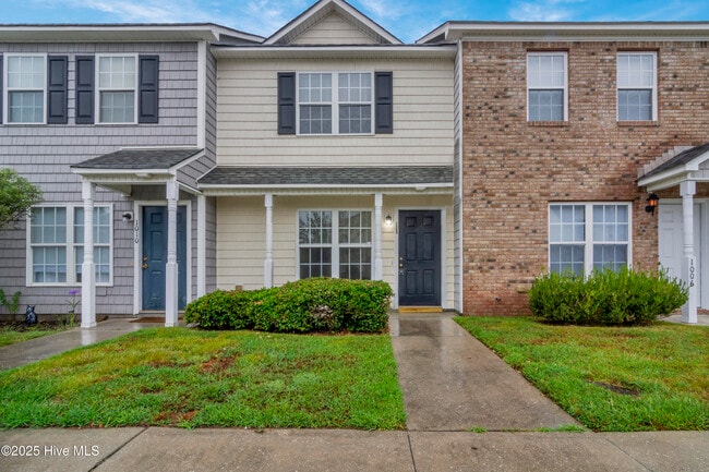 Building Photo - 1008 Springwood Dr