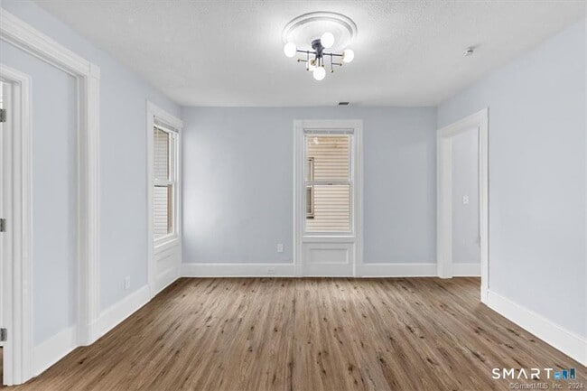 Photo - 55 Admiral St Unit 2