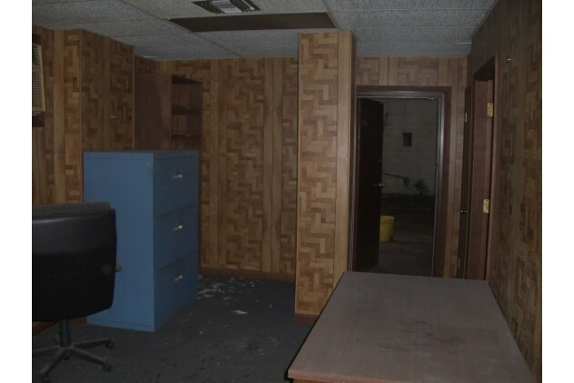 Photo - Greenway Apartments Unit A