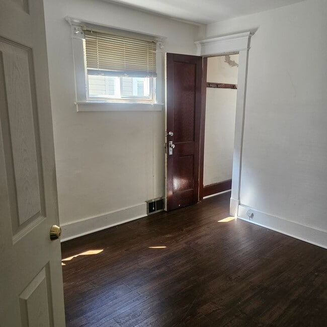733 Norfolk Ave
