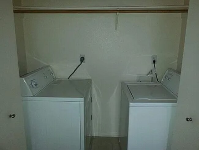 Photo - Alpine Apartments Unit A