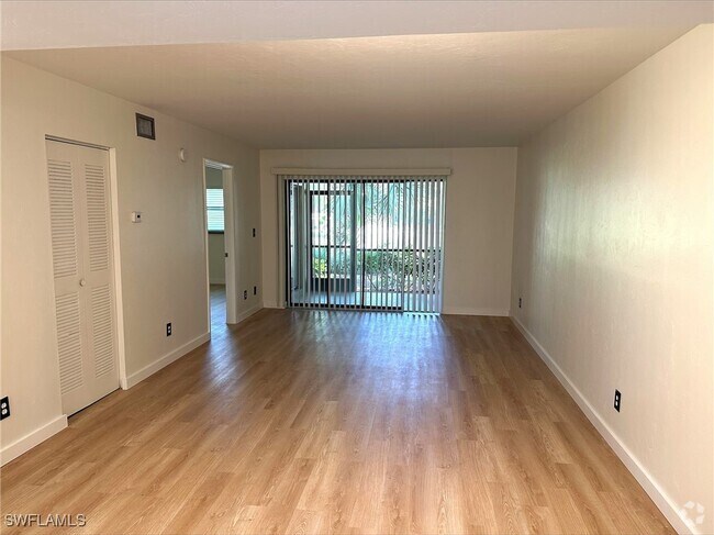 Building Photo - 28180 Pine Haven Way Unit 42 Rental