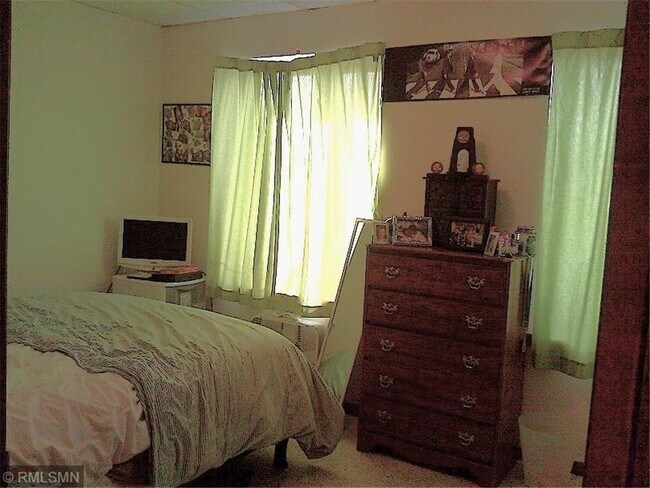 Photo - 111 1/2 N Main St