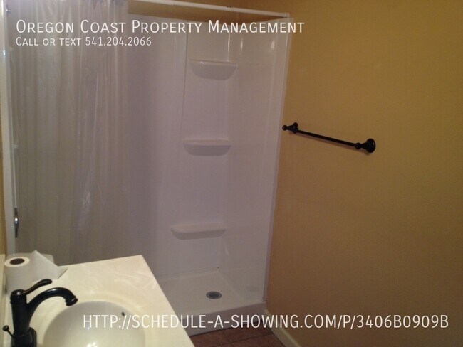 Photo - 4262 Siletz Hwy