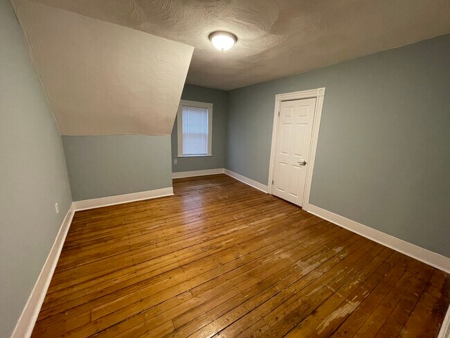 Photo - 35 Cameron Ave Unit 2B