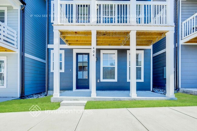 Building Photo - 647 Vernon Ave