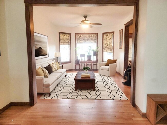 Photo - 2343 N Lawndale Ave