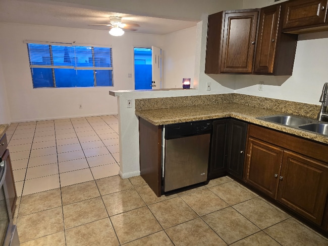 Photo - 238 S Saturmino Dr Unit 7