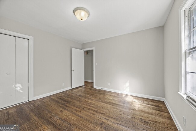 Photo - 685 Wimbish Rd