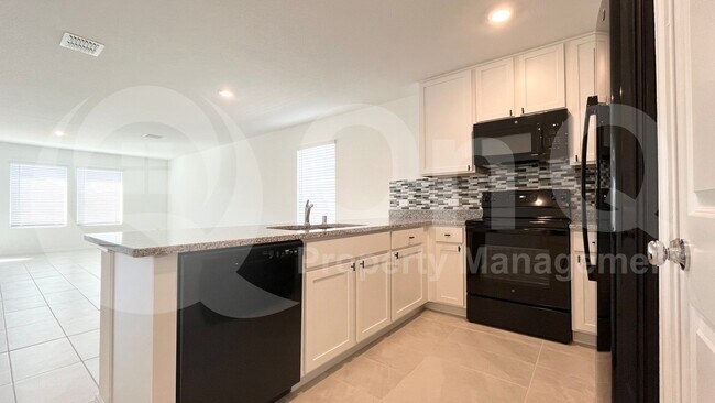 Photo - 403 Ashbrook Wy