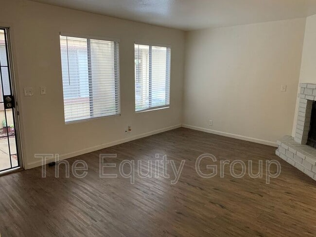 Photo - 3912 W Meadow Ave