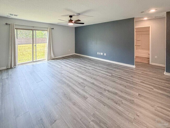 Photo - 8771 Schooner Ln