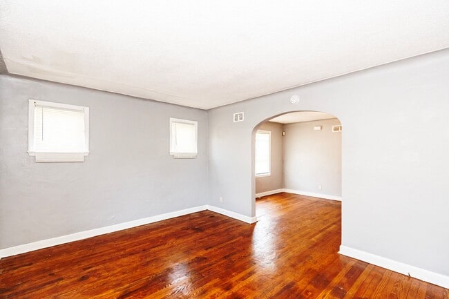 Photo - Amazing 3 Bed 1 Bath Home