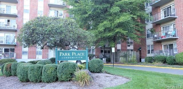 Building Photo - 35 Park Ave Unit 3W Rental