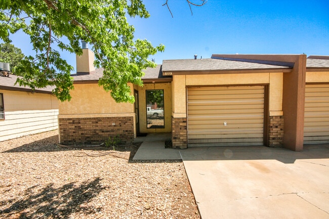 Photo - 809 Stanton Pl